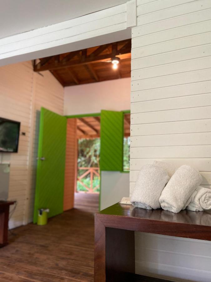 Finca Turistica De Alojamiento Rural Avalon 贾丁 外观 照片