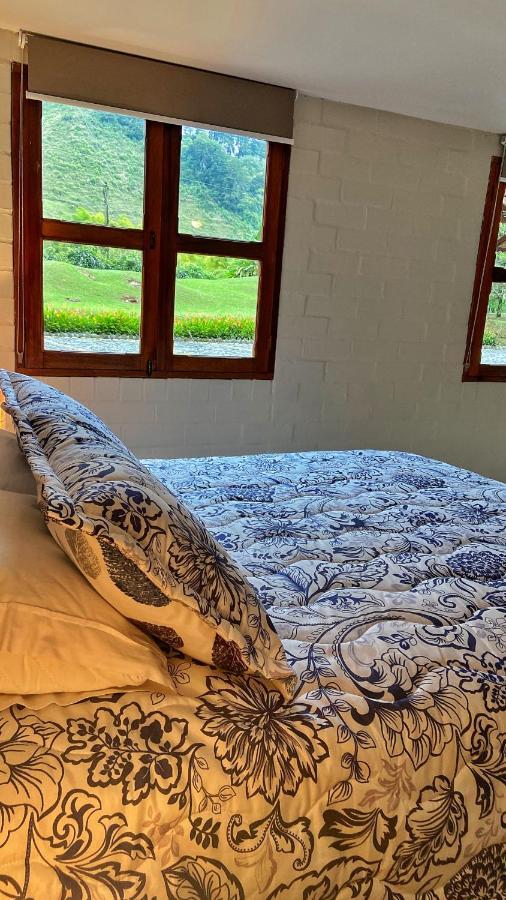 Finca Turistica De Alojamiento Rural Avalon 贾丁 外观 照片