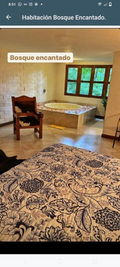 Finca Turistica De Alojamiento Rural Avalon 贾丁 外观 照片